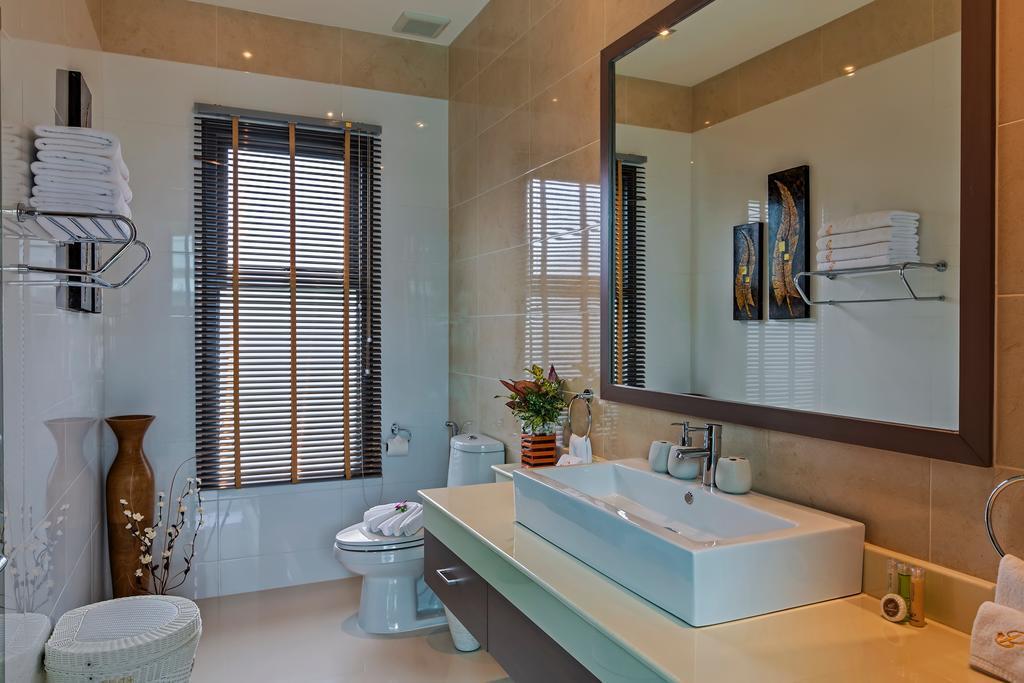 Crystal Pool Villa Rawai Ngoại thất bức ảnh